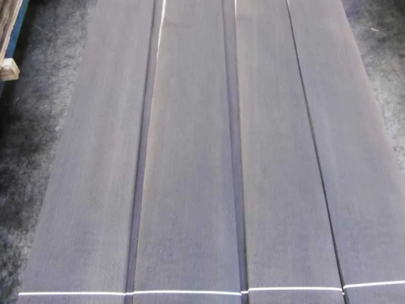 0,9mm R&auml;uchereiche Furnier Rift