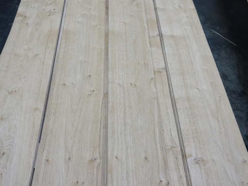 1,5mm Asteiche euro. Furnier kleinastig