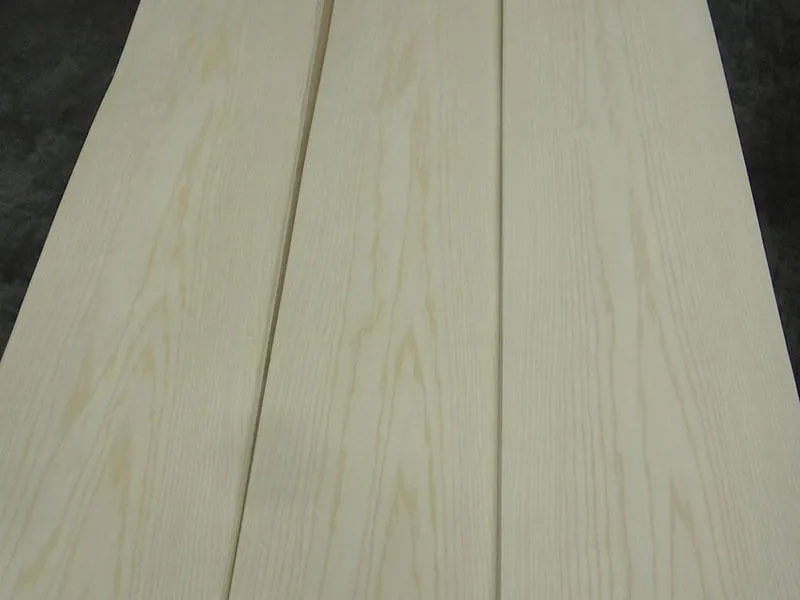 0,9mm Esche Wei&szlig; Furnier