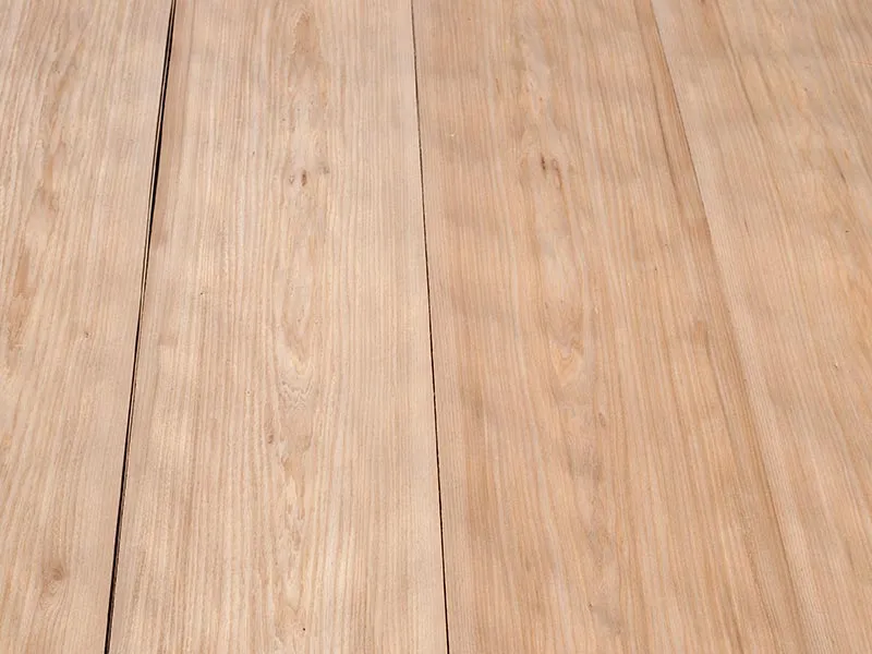 0,9mm R&uuml;ster/Ulme unged&auml;mpft Furnier